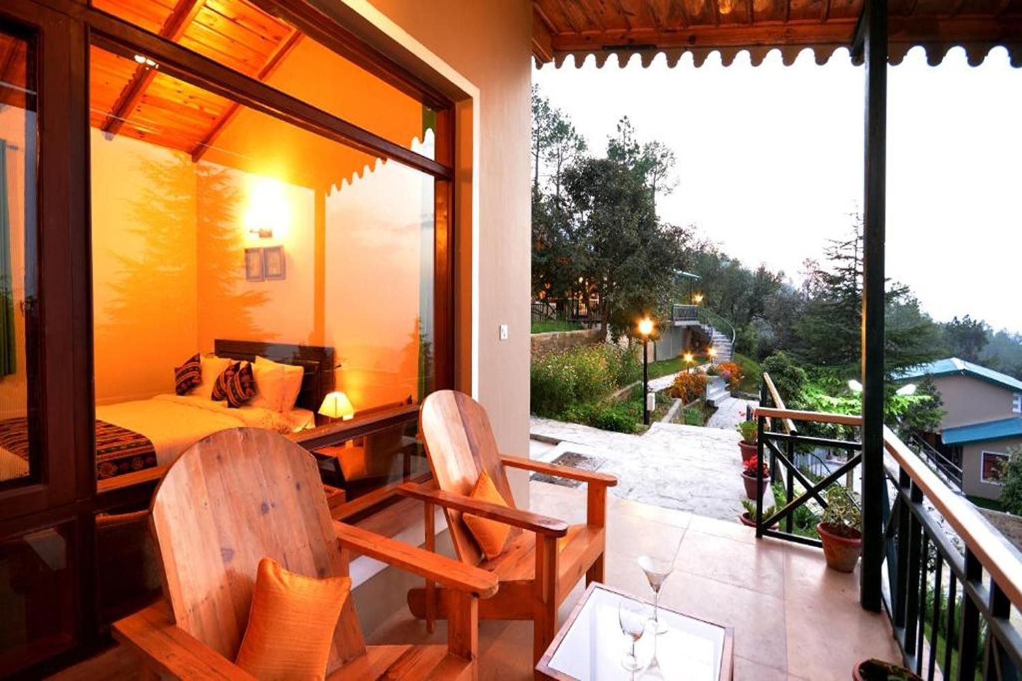 Blusalzz Escapade Anant Rasa Resort - Ranikhet Shitlakhet Dış mekan fotoğraf