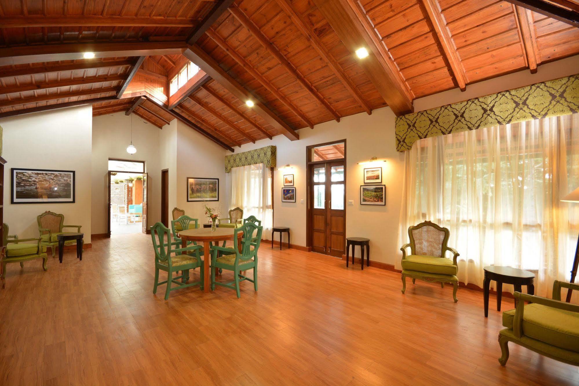 Blusalzz Escapade Anant Rasa Resort - Ranikhet Shitlakhet Dış mekan fotoğraf